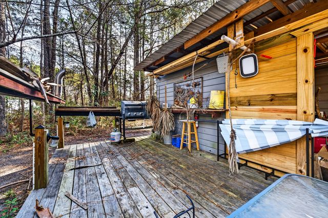 9994 N Highway 17 B, Mcclellanville, SC 29458