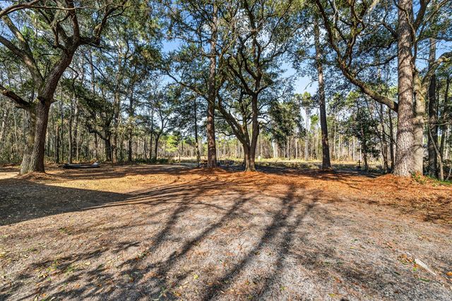 9994 N Highway 17 B, Mcclellanville, SC 29458