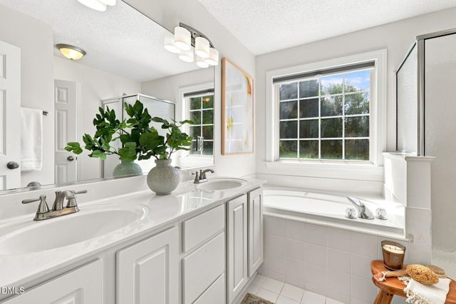 101 Somerset Farm Drive, Holly Springs, NC 27540