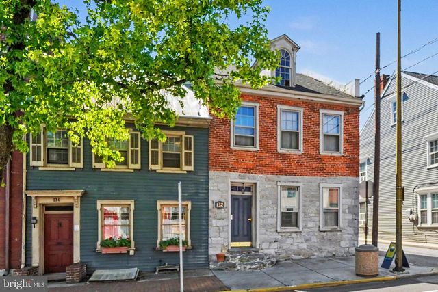 132 S HANOVER ST, Carlisle, PA 17013