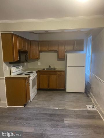 132 S HANOVER ST, Carlisle, PA 17013