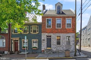 132 S HANOVER ST, Carlisle, PA 17013