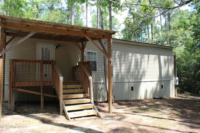 271 Howell-Mill Road, Lucedale, MS 39452
