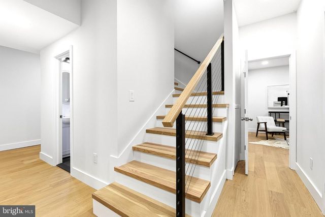 1106 N HOWARD ST, Alexandria, VA 22304