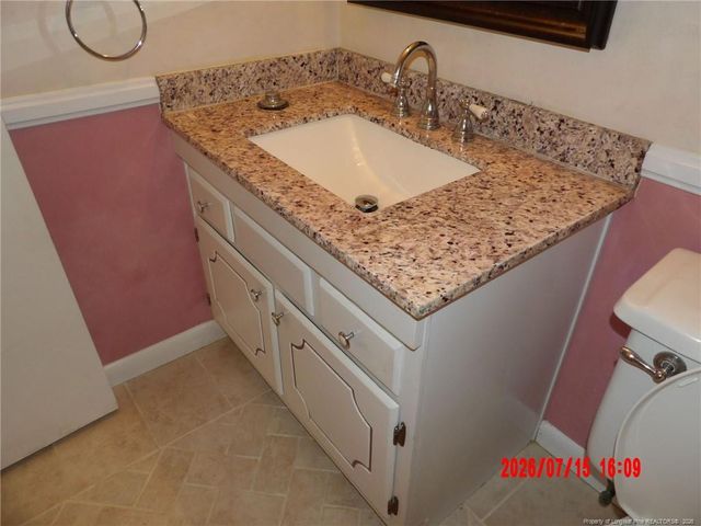 1991 Westcliff Road, Fayetteville, NC 28304