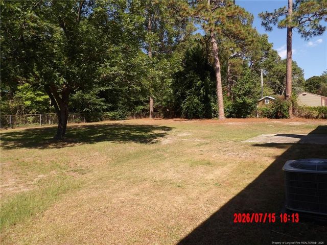 1991 Westcliff Road, Fayetteville, NC 28304