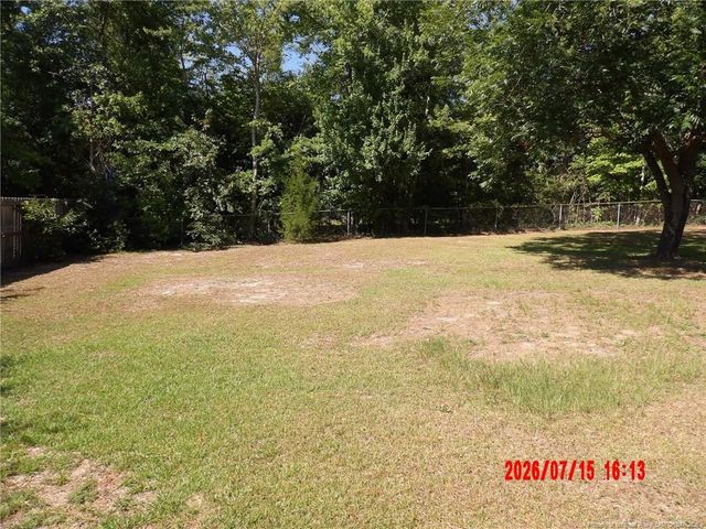 1991 Westcliff Road, Fayetteville, NC 28304