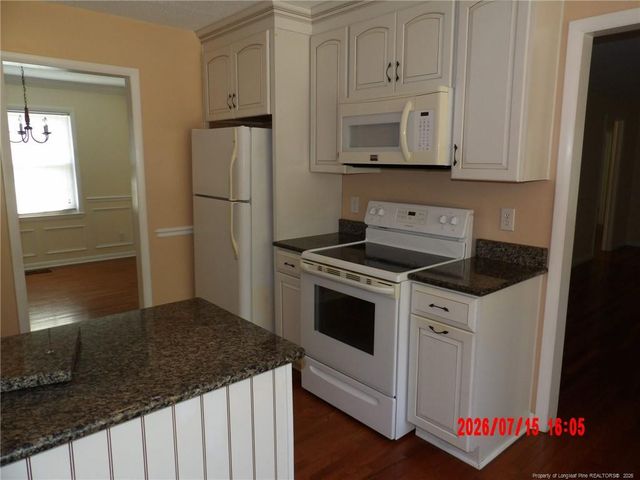 1991 Westcliff Road, Fayetteville, NC 28304