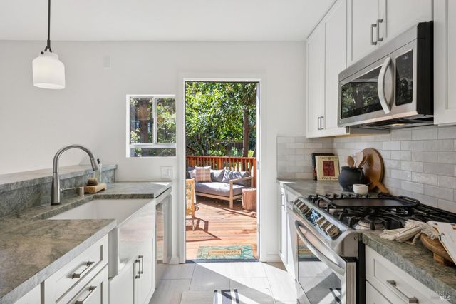 5 Lower Via Casitas, Greenbrae, CA 94904