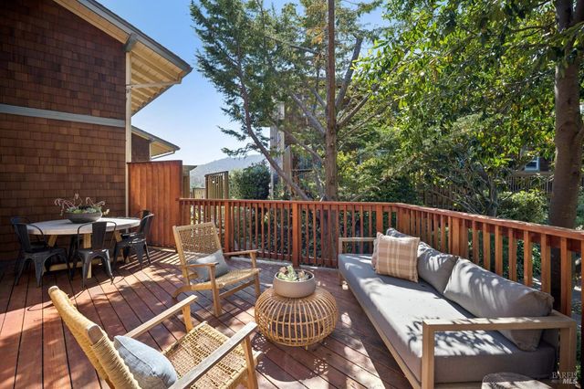 5 Lower Via Casitas, Greenbrae, CA 94904