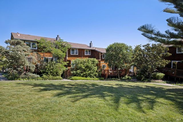 5 Lower Via Casitas, Greenbrae, CA 94904