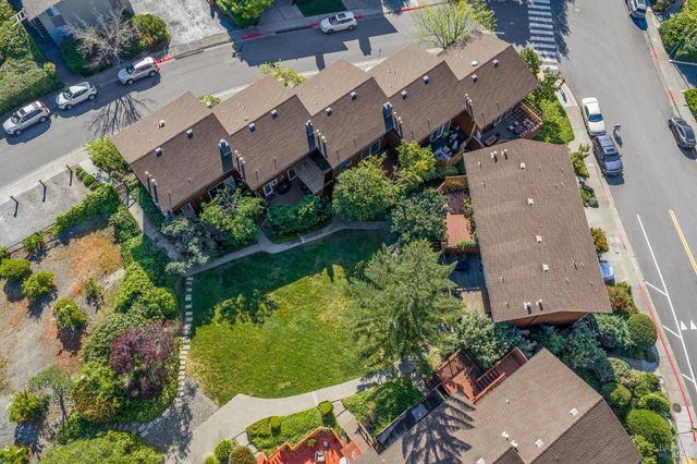 5 Lower Via Casitas, Greenbrae, CA 94904