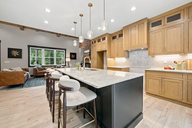 84 Hale Court, Ellijay, GA 30540