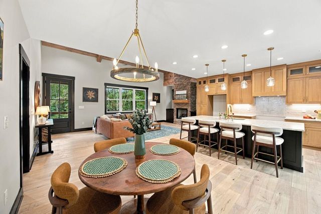 84 Hale Court, Ellijay, GA 30540