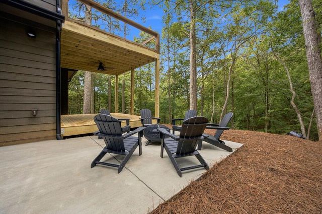 84 Hale Court, Ellijay, GA 30540