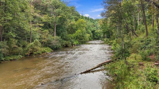 84 Hale Court, Ellijay, GA 30540