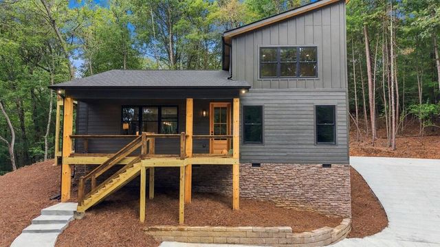84 Hale Court, Ellijay, GA 30540