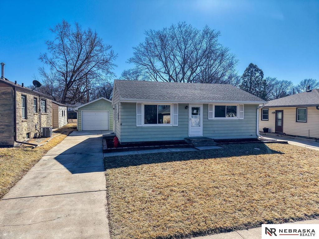 5735 Judson Street, Lincoln, NE 68507