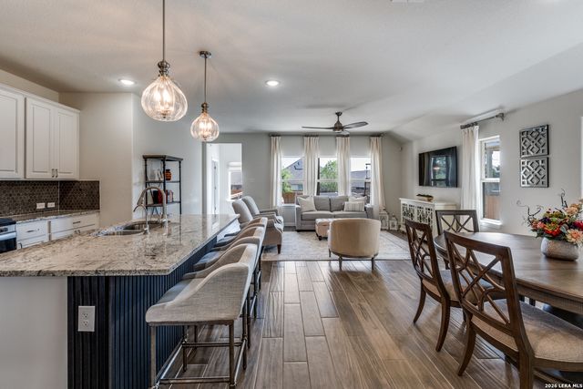 1248 Loma, New Braunfels, TX 78132