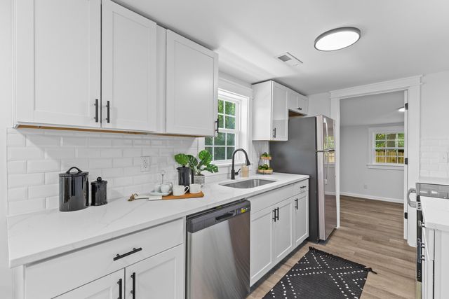 1915 Quitman Street, North Charleston, SC 29405