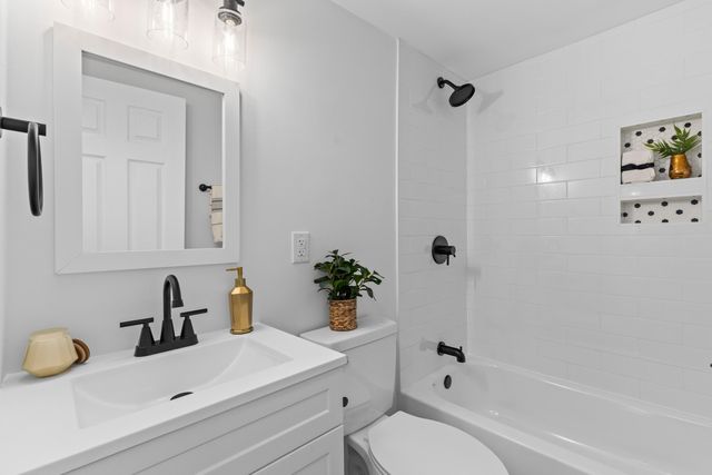 1915 Quitman Street, North Charleston, SC 29405