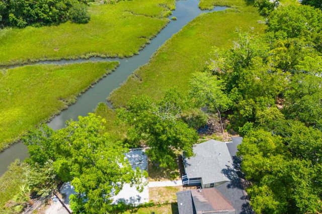 1915 Quitman Street, North Charleston, SC 29405