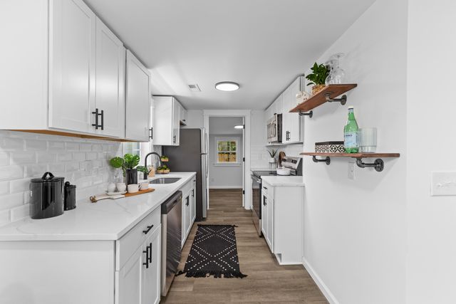 1915 Quitman Street, North Charleston, SC 29405