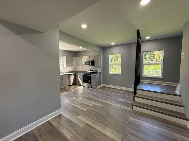 103 N Jones Avenue, Columbus, OH 43222
