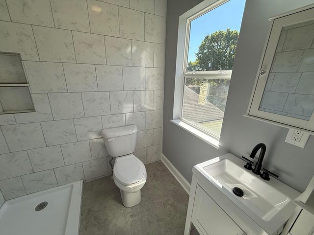 103 N Jones Avenue, Columbus, OH 43222