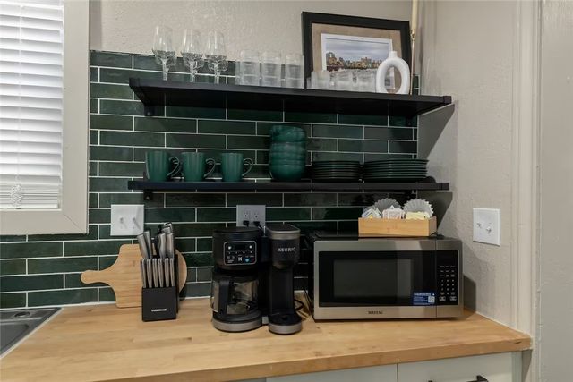 207 North Preston Avenue, Bryan, TX 77803