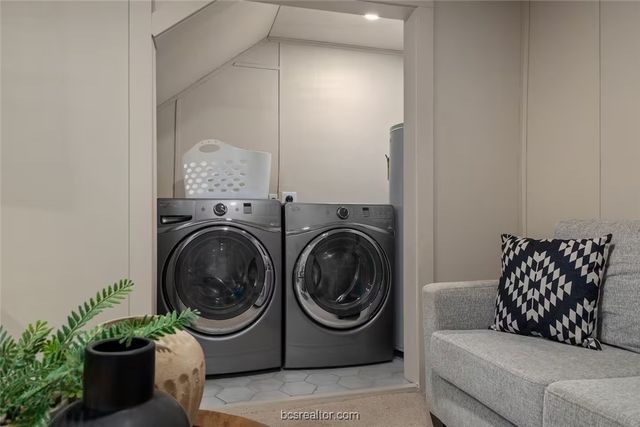 207 North Preston Avenue, Bryan, TX 77803