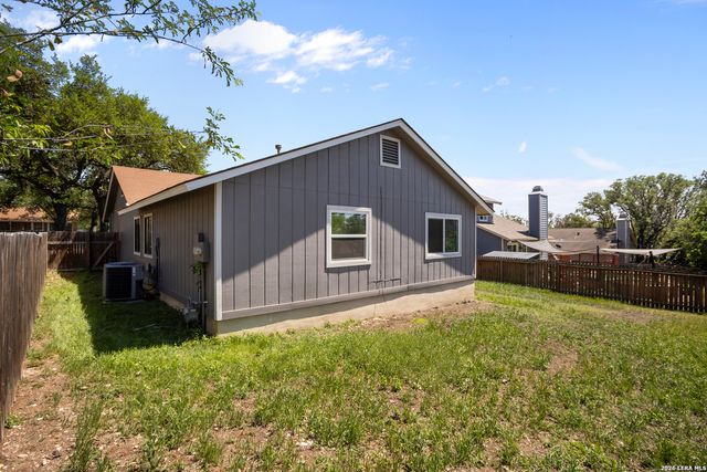 6275 RIDGEBROOK ST, San Antonio, TX 78250