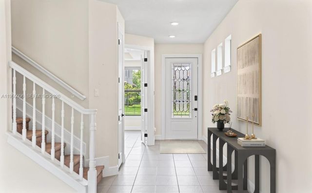 8123 NW 78th St, Tamarac, FL 33321