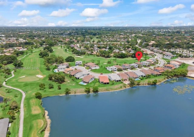 8123 NW 78th St, Tamarac, FL 33321