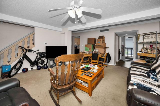 1127 KING ARTHUR COURT 309, Dunedin, FL 34698