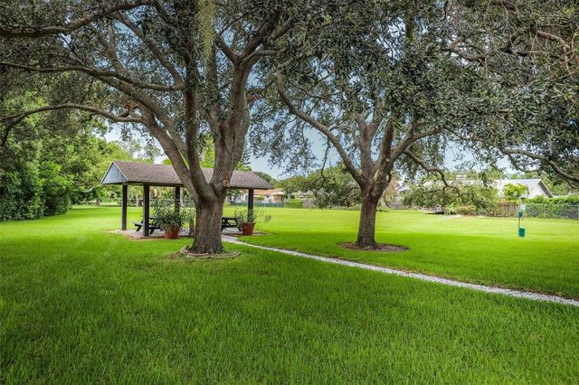 1127 KING ARTHUR COURT 309, Dunedin, FL 34698