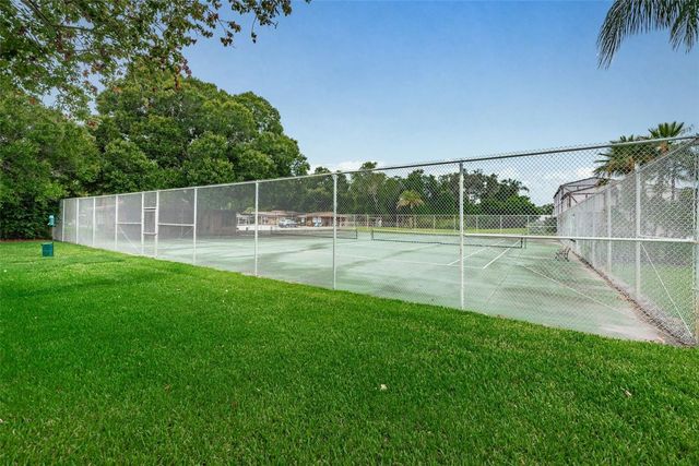 1127 KING ARTHUR COURT 309, Dunedin, FL 34698