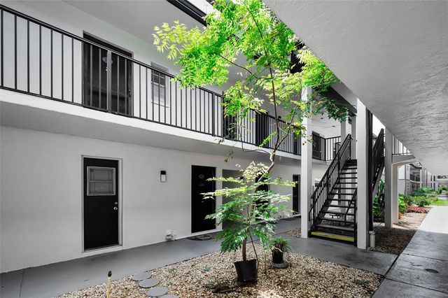 1127 KING ARTHUR COURT 309, Dunedin, FL 34698