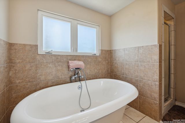 166 DESERT POPPY, Bandera, TX 78003