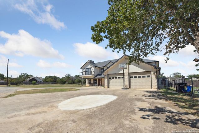 166 DESERT POPPY, Bandera, TX 78003