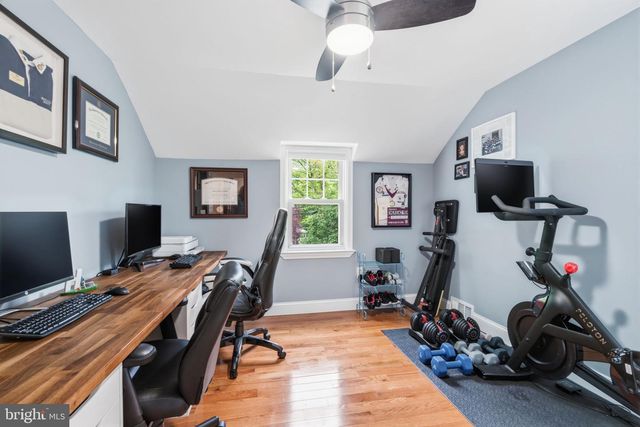 1267 HUNTINGDON RD, Abington, PA 19001