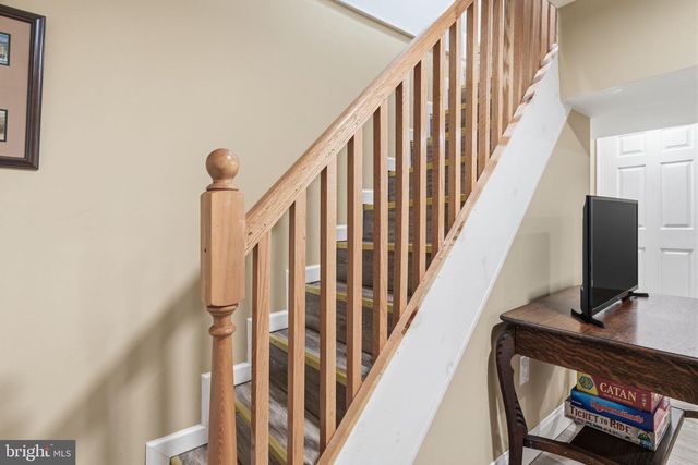 1267 HUNTINGDON RD, Abington, PA 19001