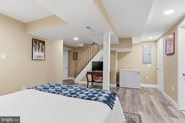 1267 HUNTINGDON RD, Abington, PA 19001
