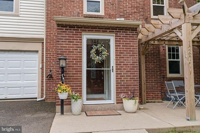 1267 HUNTINGDON RD, Abington, PA 19001
