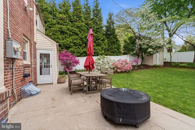 1267 HUNTINGDON RD, Abington, PA 19001