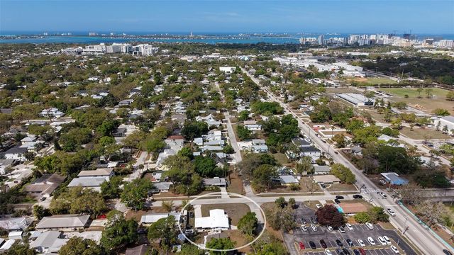2600 LOMA LINDA STREET, Sarasota, FL 34239
