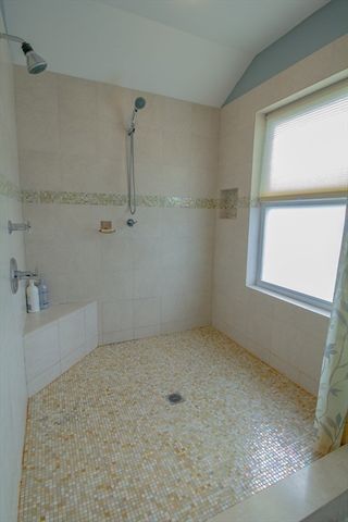 316 Rindge Ave 9, Cambridge, MA 02140