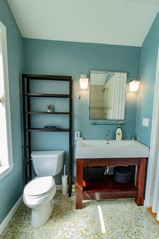 316 Rindge Ave 9, Cambridge, MA 02140