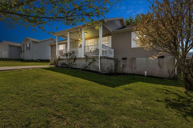 861 Thorn Trace Drive, Mt Sterling, KY 40353