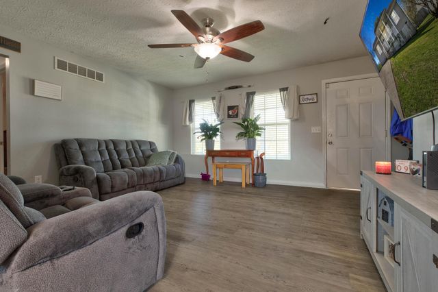 861 Thorn Trace Drive, Mt Sterling, KY 40353